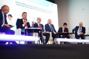 16.10.2025. Grzybów k. Staszówa. Międzynarodowe Forum Gospodarczo-Energetyczne / Fot. Wiktor Taszłow - Radio Kielce