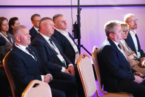 16.10.2025. Grzybów k. Staszówa. Międzynarodowe Forum Gospodarczo-Energetyczne / Fot. Wiktor Taszłow - Radio Kielce