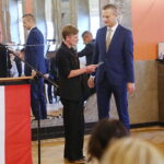 17.10.2025. Kielce. WDK. Odznaczenia dla honorowych dawców krwi / Fot. Wiktor Taszłow - Radio Kielce