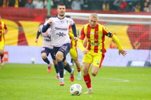 18.10.2025. Kielce. Mecz 12. kolejki PKO BP Ekstraklasy: Korona Kielce - Górnik Zabrze / Fot. Wiktor Taszłow - Radio Kielce