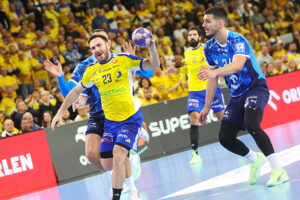 19.10.2025. Kielce. Mecz Industria Kielce - Orlen Wisła Płock / Fot. Wiktor Taszłow - Radio Kielce