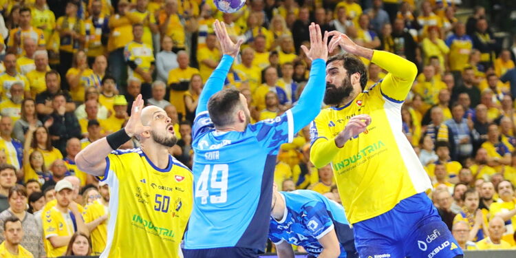 Piotr Jędraszczyk i Łukasz Rogulski nie pomogą w Berlinie - Radio Kielce Piotr Jędraszczyk i Łukasz Rogulski nie pomogą w Berlinie