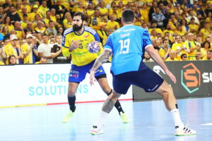 19.10.2025. Kielce. Mecz Industria Kielce - Orlen Wisła Płock / Fot. Wiktor Taszłow - Radio Kielce