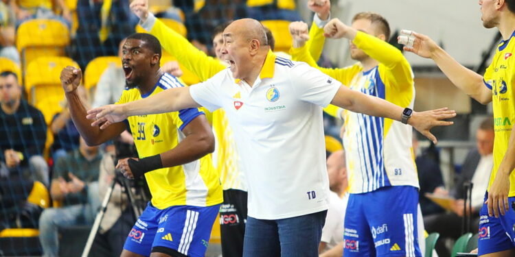 19.10.2025. Kielce. Mecz Industria Kielce - Orlen Wisła Płock / Fot. Wiktor Taszłow - Radio Kielce