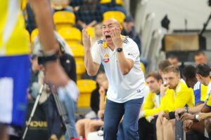 19.10.2025. Kielce. Mecz Industria Kielce - Orlen Wisła Płock / Fot. Wiktor Taszłow - Radio Kielce