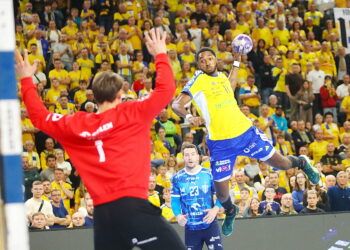 19.10.2025. Kielce. Mecz Industria Kielce - Orlen Wisła Płock / Fot. Wiktor Taszłow - Radio Kielce