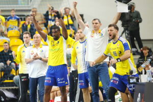 19.10.2025. Kielce. Mecz Industria Kielce - Orlen Wisła Płock / Fot. Wiktor Taszłow - Radio Kielce