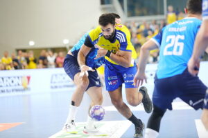 19.10.2025. Kielce. Mecz Industria Kielce - Orlen Wisła Płock / Fot. Wiktor Taszłow - Radio Kielce