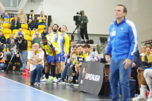 19.10.2025. Kielce. Mecz Industria Kielce - Orlen Wisła Płock / Fot. Wiktor Taszłow - Radio Kielce