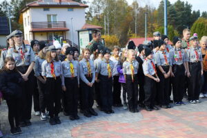 21.10.2025. Zagnańsk. Akcja "Tysiąc dębów na Tysiąclecie" / Fot. Wiktor Taszłow - Radio Kielce
