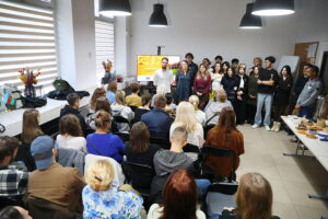 22.10.2025. Kielce. Regionalne Centrum Wolontariatu w Kielcach. Konferencja poświęcona inicjatywie „Przystanek Młodych” / Fot. Wiktor Taszłow - Radio Kielce