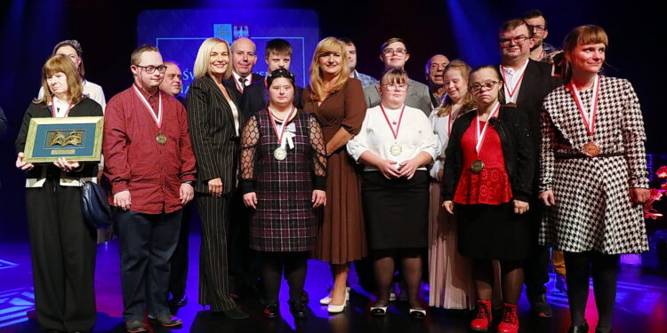22.10.2025. Kielce. WDK. Świętokrzyska Nagroda Kultury / Fot. Wiktor Taszłow - Radio Kielce