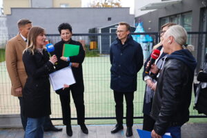 22.10.2025. Kielce. Ul. Romualda. Program „Interwencja” TVP3 Kielce i Radia Kielce / Fot. Wiktor Taszłow - Radio Kielce