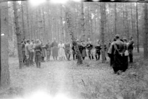 Historia zaklęta w zdjęciach. Klatka po klatce odkrywamy tajemnice - Radio Kielce Historia zaklęta w zdjęciach. Klatka po klatce odkrywamy tajemnice - Radio Kielce