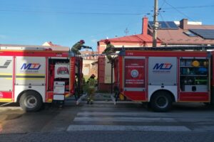 W pińczowskim starostwie ogłoszono alarm - Radio Kielce 31.10.2025. Pińczów. Ćwiczenia służb / Fot. Marta Gajda-Kruk - Radio Kielce