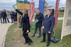 22.10.2025. Staszów. Aleja 500-lecia Staszowa / Fot. Grażyna Szlęzak-Wójcik - Radio Kielce