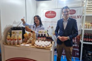 Stoisko Manufaktura Żuru i Barszczu na targach w Kielcach / Fot. Marzena Smoręda - Radio Kielce