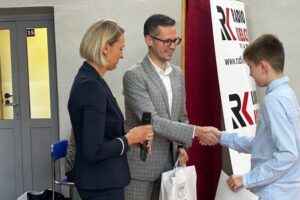 Odblaski mogą uratować życie - Radio Kielce 21.10.2025. Kielce. Podsumowanie konkursu „Odblaskowa szkoła” / Fot. Daniel Czwartosz - Radio Kielce