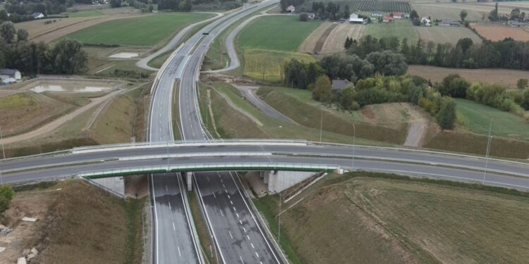 Obwodnicami Opatowa i Wąchocka pojedziemy na Wszystkich Świętych? - Radio Kielce źródło: obwodnicaopatowa.pl