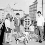 Kielce. 1968 rok. Kładka nad torami przy dworcu kolejowym / źródło: fotopolska.eu