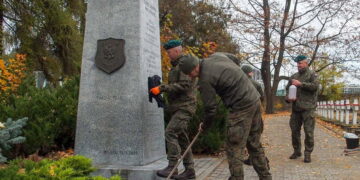 Żołnierze "najmłodszej" dywizji pamiętają o bohaterach