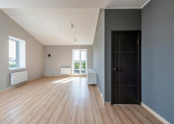 Ciepło, cicho i trwale - jak dobrać podkład pod panele winylowe - Radio Kielce Ciepło, cicho i trwale - jak dobrać podkład pod panele winylowe