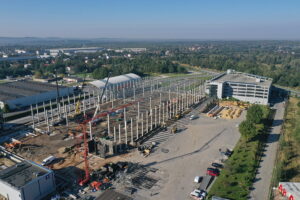 03.10.2025. Kielce. Wkopanie kamienia węgielnego pod budowę hali wystawienniczej w Targach Kielce / Fot. Jarosław Kubalski - Radio Kielce