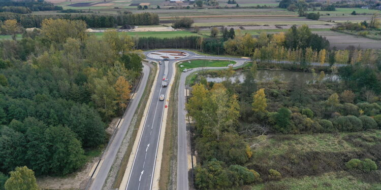 22.10.2025 Obwodnica Nowego Korczyna / Fot. Jarosław Kubalski - Radio Kielce