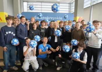 Nowa kampania Funduszy Europejskich w Świętokrzyskiem. Ambasadorem został Radosław Majdan