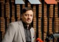22.10.2025. Radio Kielce. Rozmowa Dnia. Na zdjęciu: Paweł Papaj - pełniący obowiązki prezesa KS Iskra Kielce / Fot. Piotr Kwaśniewski - Radio Kielce