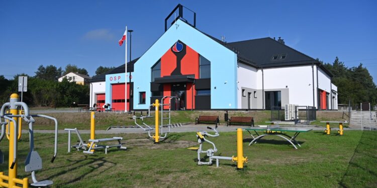 Po roku oczekiwań w Tokarni powstała nowa remiza