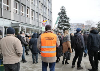 Ewakuacja - jak się przygotować i co zabrać ze sobą? - Radio Kielce Ewakuacja – jak się przygotować i co zabrać ze sobą (5)