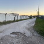 Piekoszów stawia na alternatywny transport. W planach nowe trasy dla rowerzystów - Radio Kielce Miejsce jednej z planowanych dróg rowerowych w Piekoszowie / Fot. Marcin Marszałek - Radio Kielce