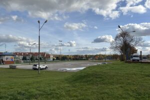 31.10.2025. Nowiny. Miejsce, w którym ma powstać amfiteatr / Fot. Marcin Marszałek - Radio Kielce