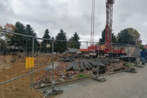 09.10.2025. Kazimierza Wielka. Budowa nowego skrzydła Szpitala Powiatowego w Kazimierzy Wielkiej / Fot. Marta Gajda-Kruk - Radio Kielce
