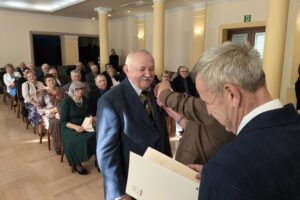 21.10.2025. Kielce. Wręczenie medali za długoletnie pożycie małżeńskie / źródło: Urząd Stanu Cywilnego Kielce