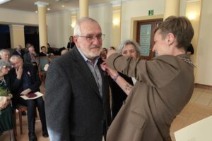 21.10.2025. Kielce. Wręczenie medali za długoletnie pożycie małżeńskie / źródło: Urząd Stanu Cywilnego Kielce