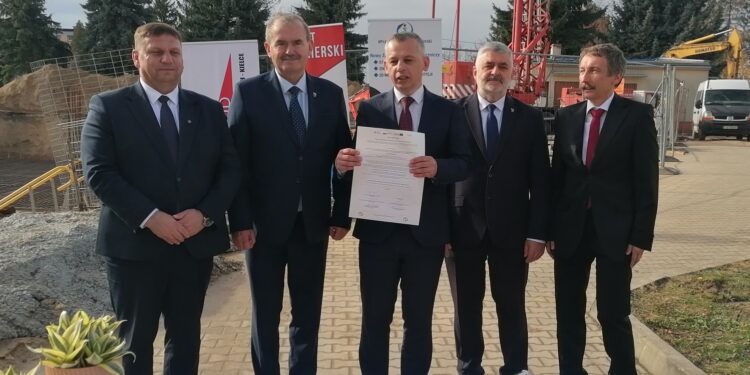 Milowy krok dla zdrowia mieszkańców Kazimierzy Wielkiej - Radio Kielce Milowy krok dla zdrowia mieszkańców Kazimierzy Wielkiej