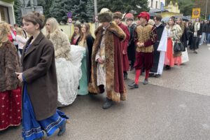 12.102.2025. Sandomierz. Uroczystości religijne ku czci bł. Wincentego Kadłubka / Fot. Grażyna Szlęzak-Wójcik - Radio Kielce