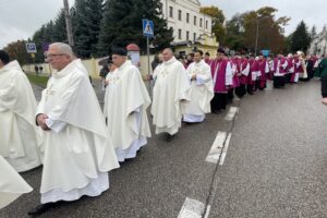 12.102.2025. Sandomierz. Uroczystości religijne ku czci bł. Wincentego Kadłubka / Fot. Grażyna Szlęzak-Wójcik - Radio Kielce