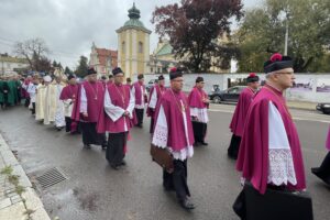 12.102.2025. Sandomierz. Uroczystości religijne ku czci bł. Wincentego Kadłubka / Fot. Grażyna Szlęzak-Wójcik - Radio Kielce