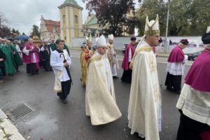12.102.2025. Sandomierz. Uroczystości religijne ku czci bł. Wincentego Kadłubka / Fot. Grażyna Szlęzak-Wójcik - Radio Kielce