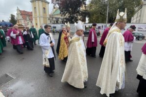 12.102.2025. Sandomierz. Uroczystości religijne ku czci bł. Wincentego Kadłubka / Fot. Grażyna Szlęzak-Wójcik - Radio Kielce