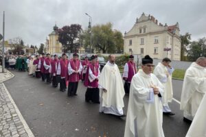 12.102.2025. Sandomierz. Uroczystości religijne ku czci bł. Wincentego Kadłubka / Fot. Grażyna Szlęzak-Wójcik - Radio Kielce