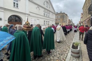 12.102.2025. Sandomierz. Uroczystości religijne ku czci bł. Wincentego Kadłubka / Fot. Grażyna Szlęzak-Wójcik - Radio Kielce