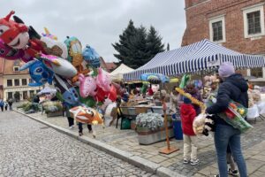 12.102.2025. Sandomierz. Uroczystości religijne ku czci bł. Wincentego Kadłubka / Fot. Grażyna Szlęzak-Wójcik - Radio Kielce