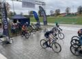 Deszcz i wiatr nie odstraszył kolarzy. Rekord frekwencji w Kluczewsku