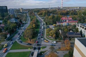 21.10.2025. Kielce. Ulica Jesionowa, miejski odcinek drogi krajowej nr 74 / Fot. Jarosław Kubalski – Radio Kielce