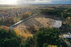 Centrum sportowo-rekreacyjne rośnie w oczach - Radio Kielce 30.10.2025. Piekoszów. Kompleks sportowo-rekreacyjny / Fot. Jarosław Kubalski - Radio Kielce