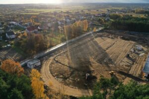 Centrum sportowo-rekreacyjne rośnie w oczach - Radio Kielce 30.10.2025. Piekoszów. Kompleks sportowo-rekreacyjny / Fot. Jarosław Kubalski - Radio Kielce